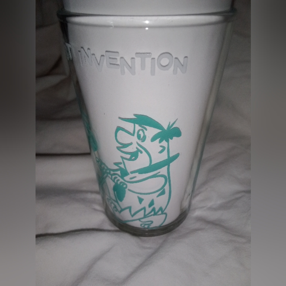 Mid Century Modern Flintstones 1962 Glass Cup Hanna Barber